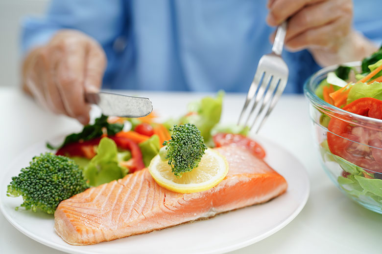 cenar proteinas para adelgazar